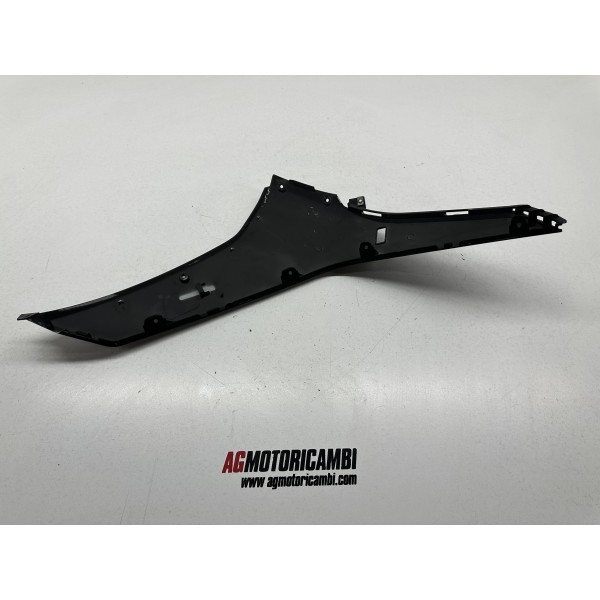 SEITENVERKLEIDUNG UNTER FUSSSTÜTZE LINKS LINKS...