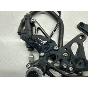 PAIRE DE REPOSE-PIEDS ARRIERE AJUSTABLES AVBD KAWASAKI... 2