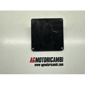 STAFFA SUPPORTO PORTA TARGA YAMAHA MIDNIGHT STAR 1900...