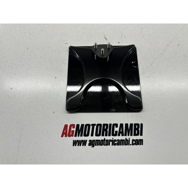 SOPORTE MATRÍCULA YAMAHA MIDNIGHT STAR 1900...