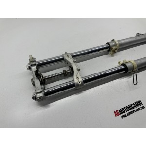 YAMAHA TTR 600 1997-2000-2003 KOMPLETTE VORDERGABEL 2