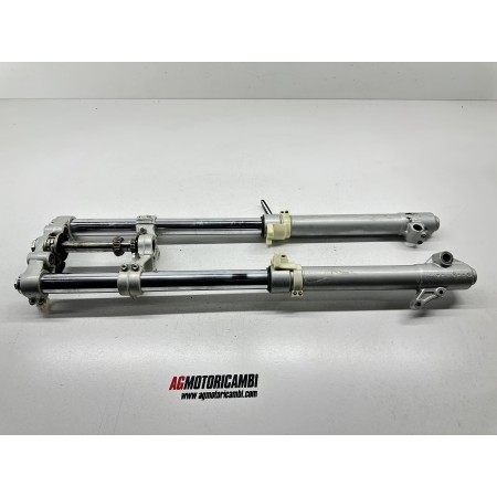 YAMAHA TTR 600 1997-2000-2003 KOMPLETTE VORDERGABEL