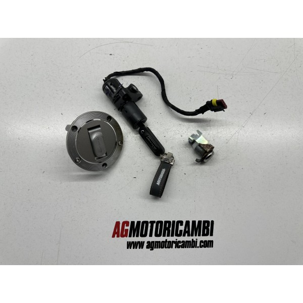 BENELLI LEONCINO 800 TRAIL BENELLI LEONCINO 800...