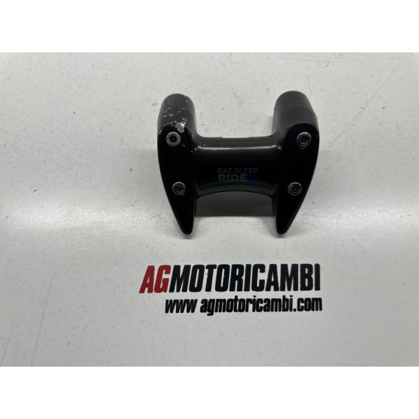 STAFFA SUPPORTO MANUBRIO RISER YAMAHA MIDNIGHT...