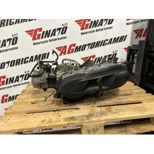 BLOC MOTEUR COMPLET M762M PIAGGIO X10 350 i ABS...