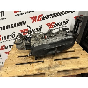 BLOQUE MOTOR COMPLETO M762M PIAGGIO X10 350 i ABS... 2