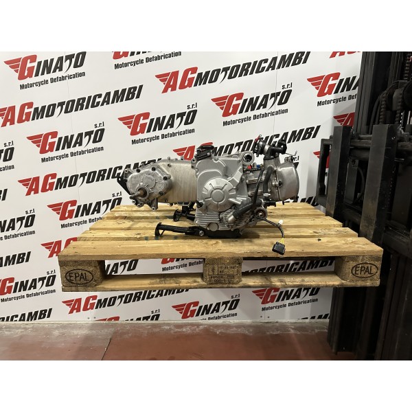 BLOCCO MOTORE COMPLETO P6A PEUGEOT METROPOLIS...