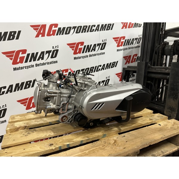 P6A BLOC MOTEUR COMPLET PEUGEOT METROPOLIS 400...