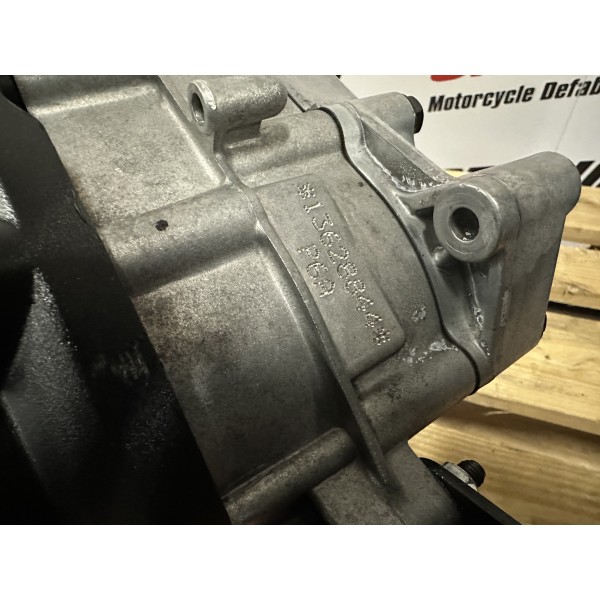 P6A BLOC MOTEUR COMPLET PEUGEOT METROPOLIS 400...