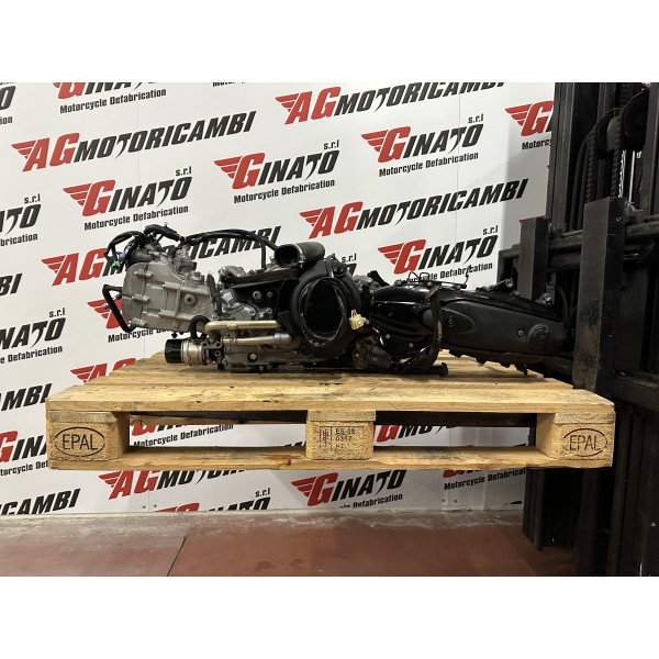 COMPLETE ENGINE BLOCK J406E 49000KM YAMAHA TMAX...