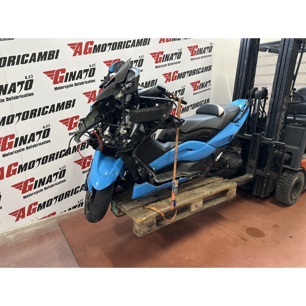 KOMPLETTER MOTORBLOCK J406E 49000KM YAMAHA...