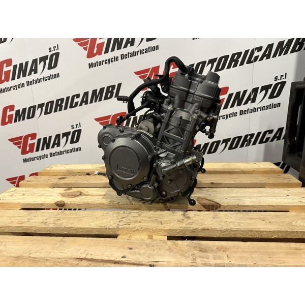 KOMPLETTER MOTORBLOCK BJ172MM-A BENELLI BN 251...