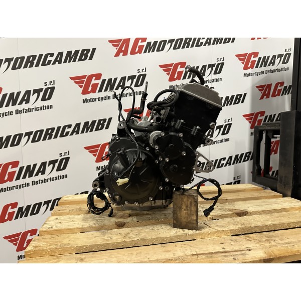 COMPLETE ENGINE BLOCK ZX600PE KAWASAKI NINJA...